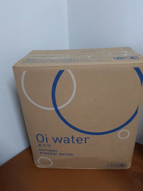 オイシックス　天然水　Oi water